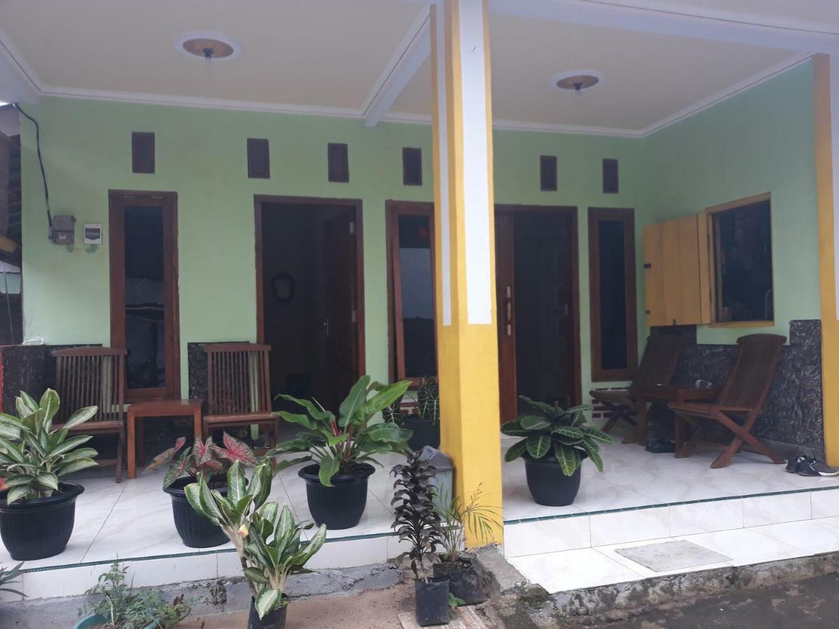 Ijen Mansjestic B&B Tamansuruh Exterior foto